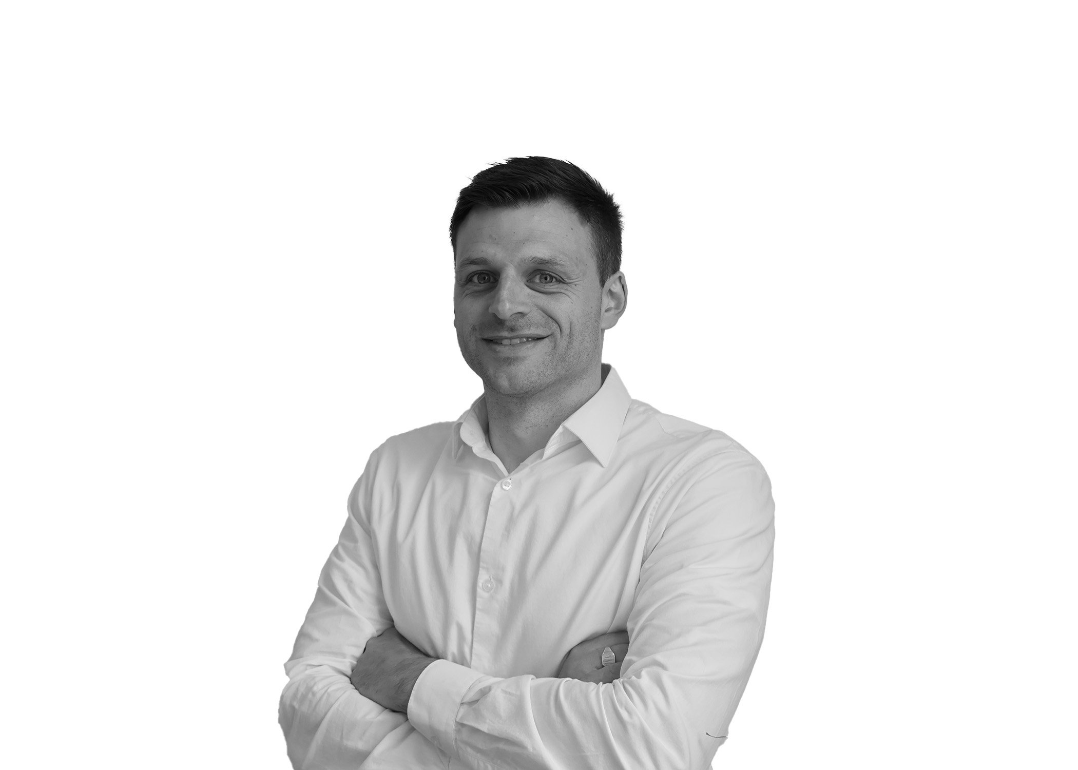 Headshot - Tom Mikunda